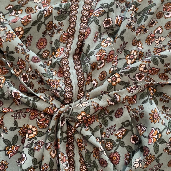 MAX STUDIO tie front top Sz S - Picture 4 of 5